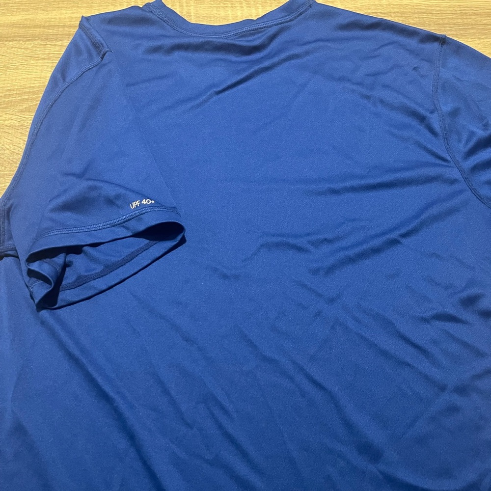 Calvin Klein Performance T shirt - Picture 3 of 3